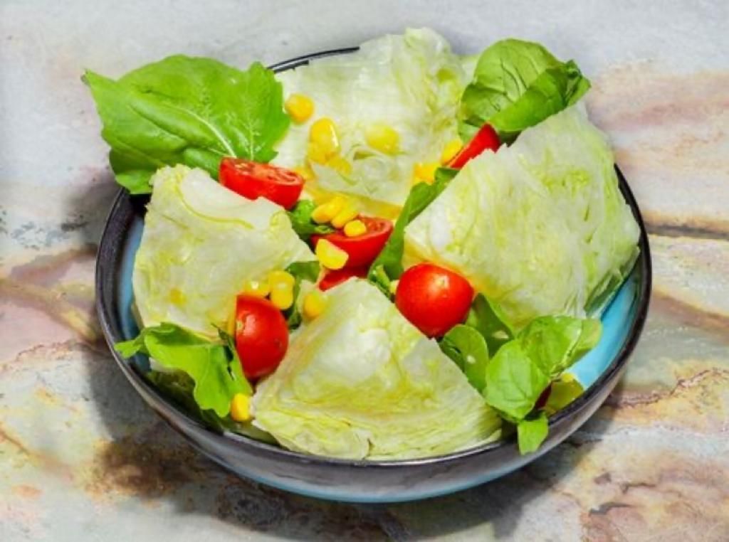 Göbek Salata