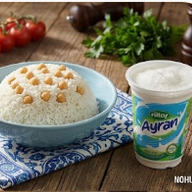 Sade Nohutlu Pilav + Ayran