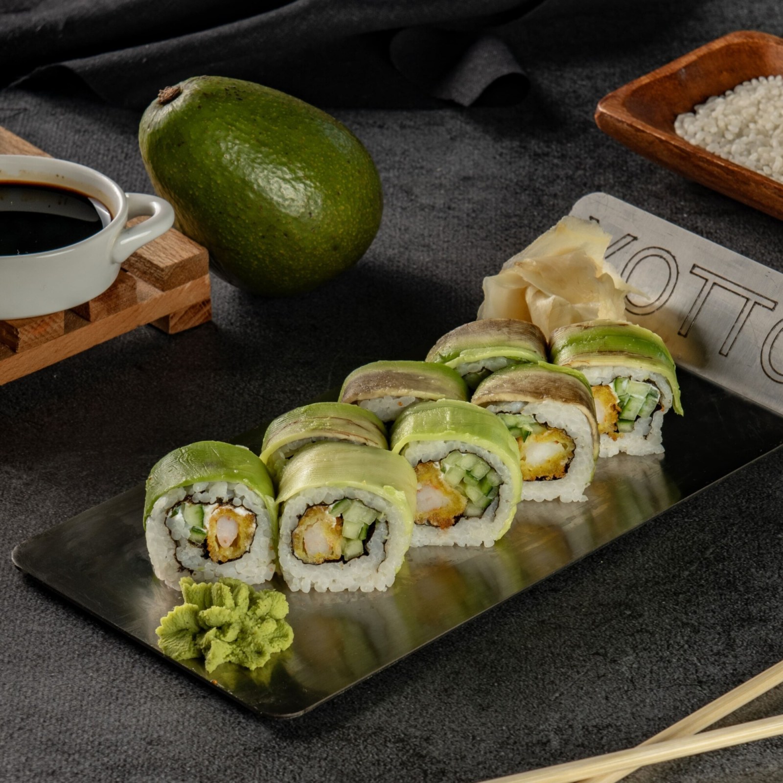 Avokado Karides Roll