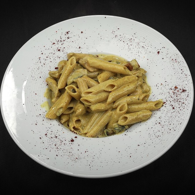 Köri Soslu Penne