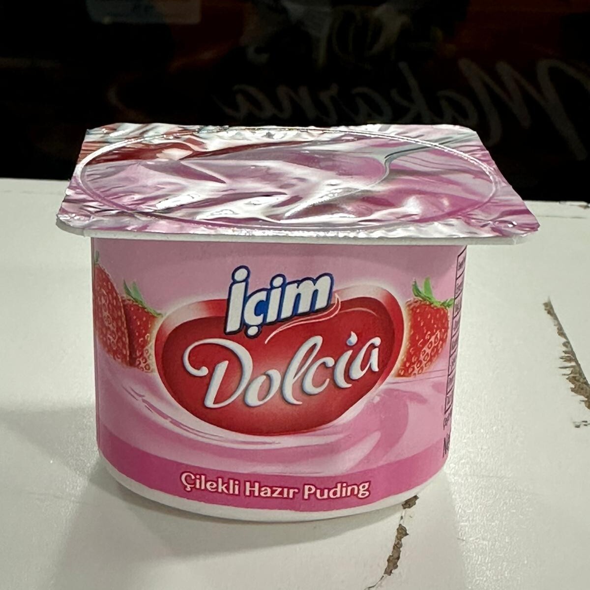 Çilekli Mini Puding