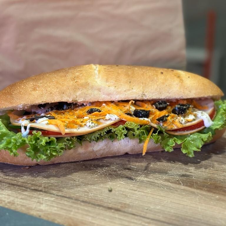 Hindi Füme Sandviç+Limonata