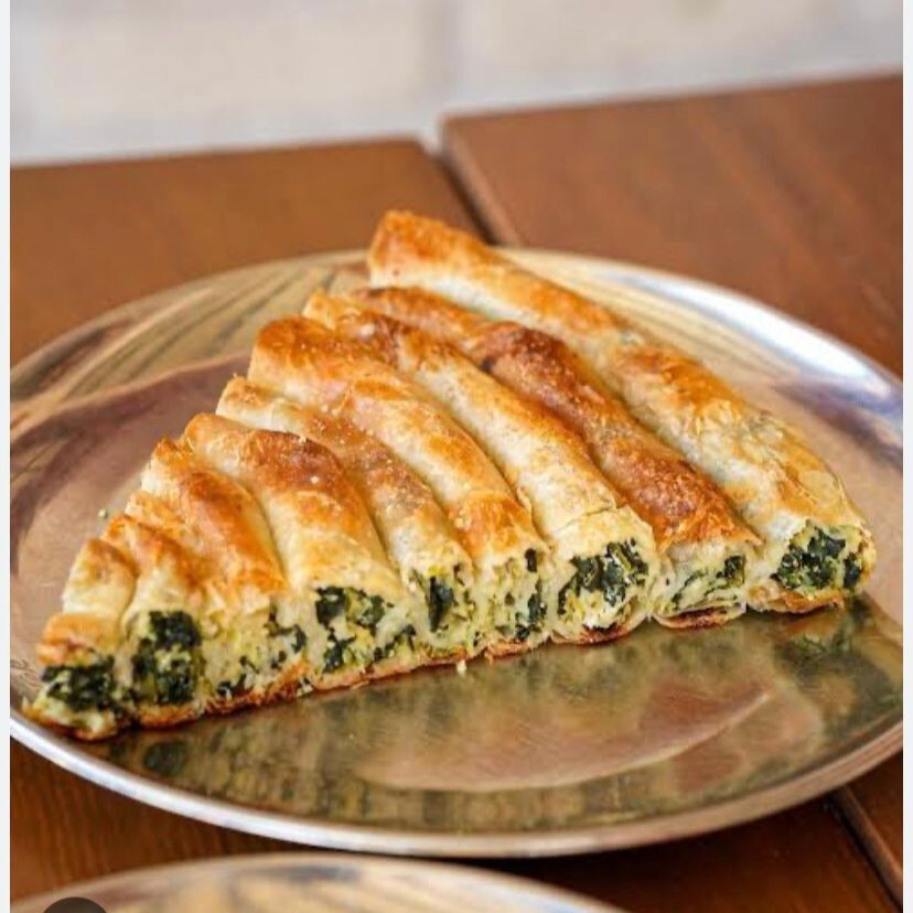 Ispanak+peynirli boşnak böreği (porsiyon 250gr)