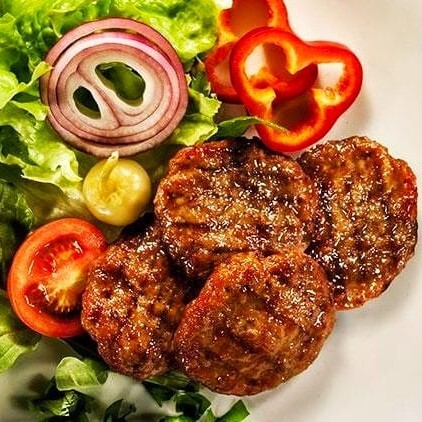 Izgara Köfte İster Ekmek Arası İster Ekmek Yanında Olsun