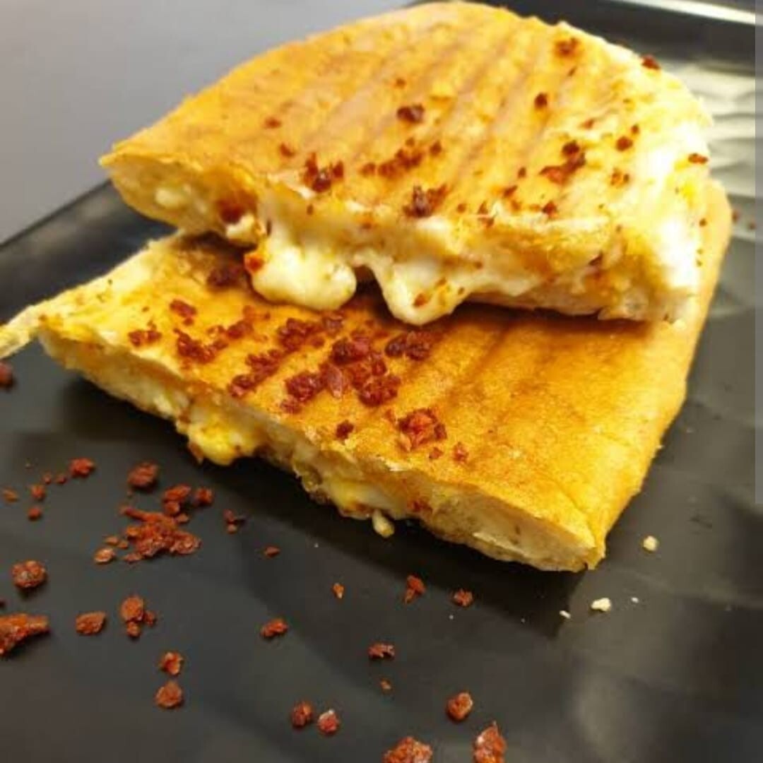 Peynirli Sanayi Tost