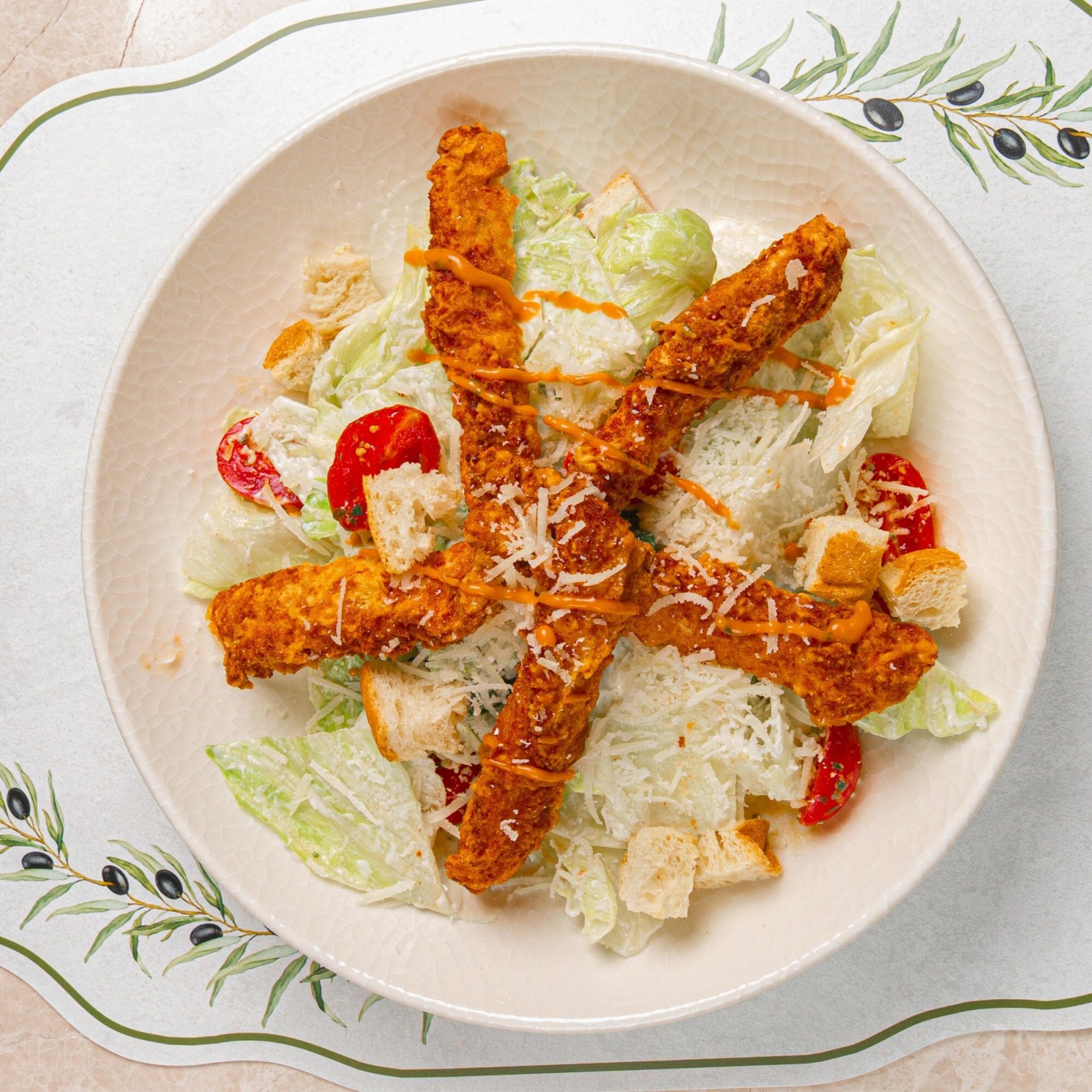 Çıtır Tavuklu Sezar Salata