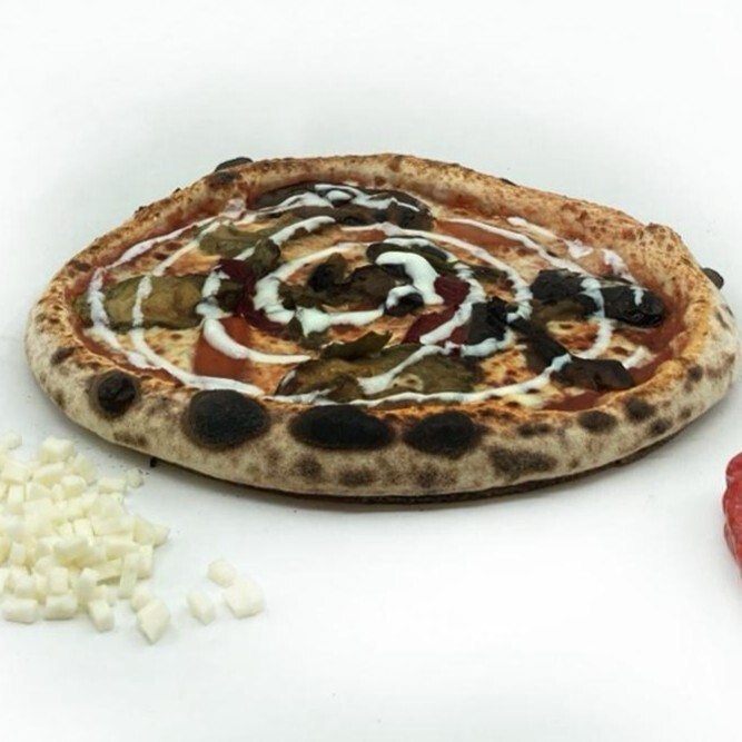 Sebzesever Pizza