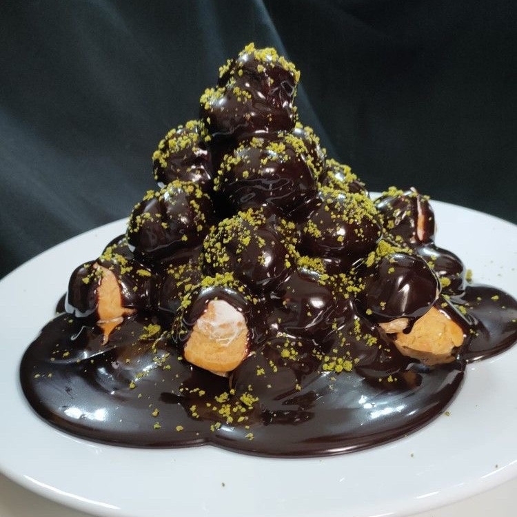 1 Kg Profiterol