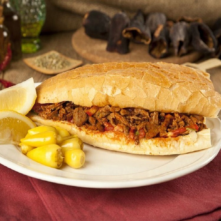 Ekmek Arası Et Tantuni