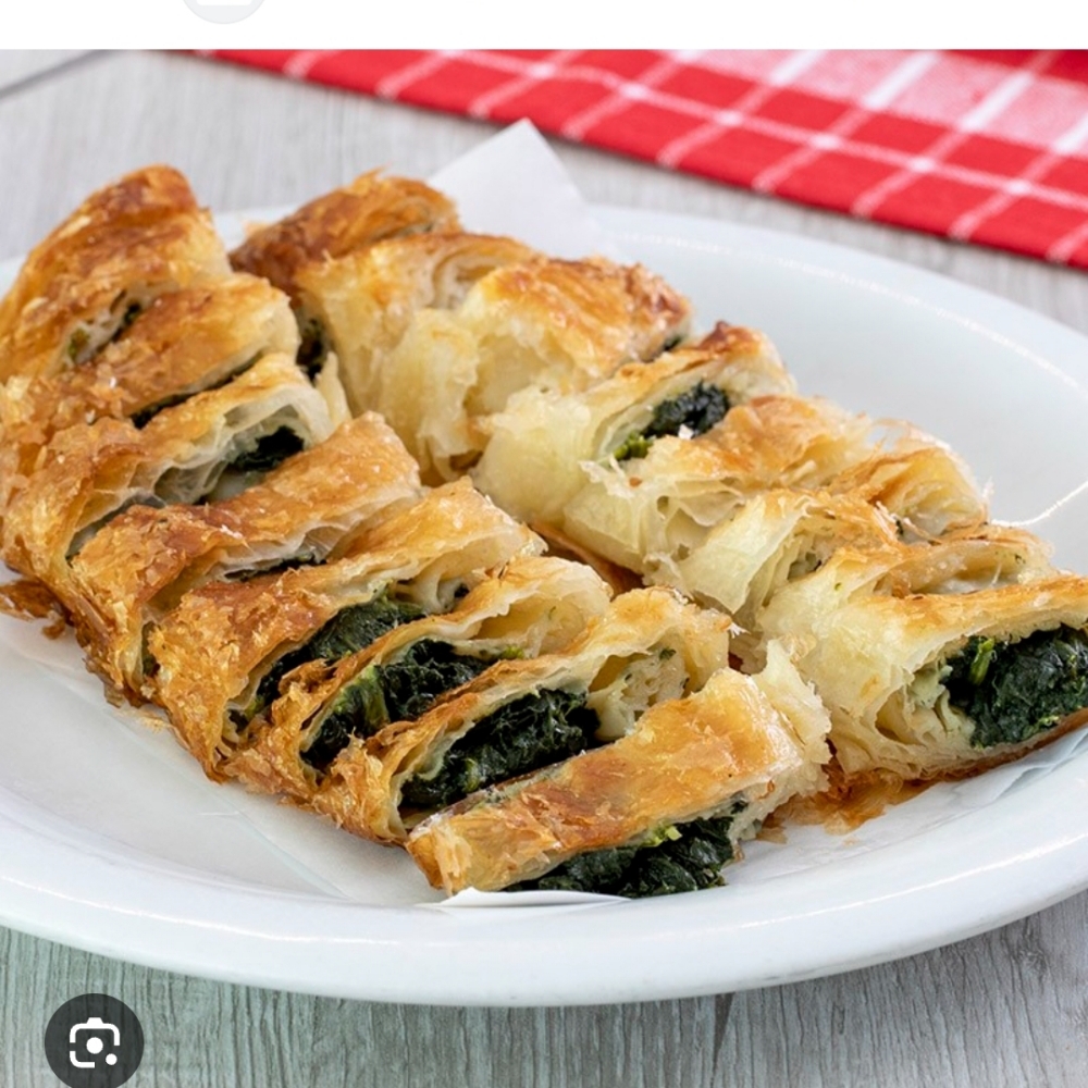 Ispanaklı börek porsiyon