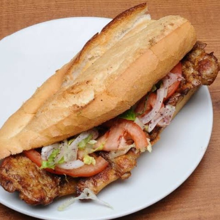 Üç Çeyrek Tavuk Ekmek