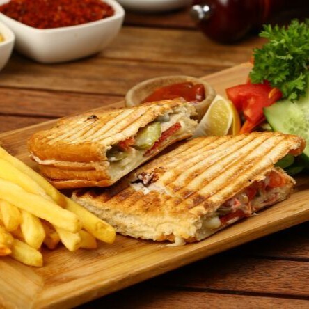 Tam Tost
