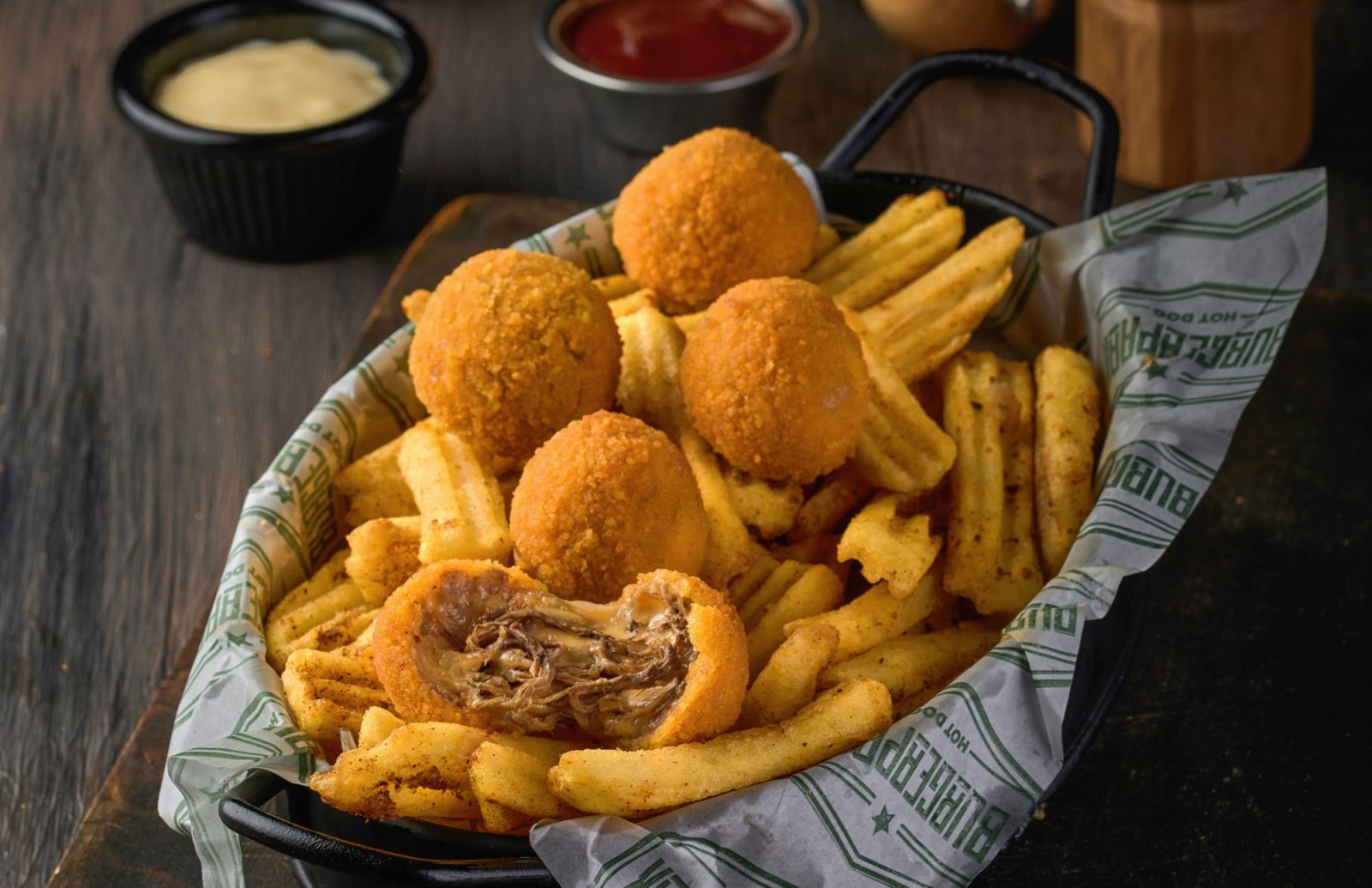 Cheddarlı Mozzarella'lı Kaburga Topları