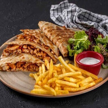 Barbekü Soslu Tavuklu Quesadilla
