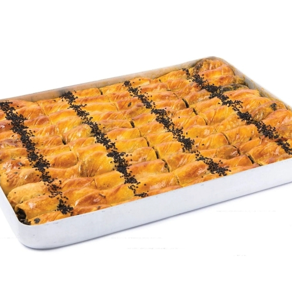 Peynirli Kol Böreği 1 kg & Cevizli Baklava 0,500 gr