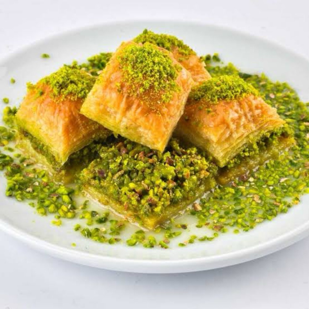 Fıstıklı Baklava (1 kg)