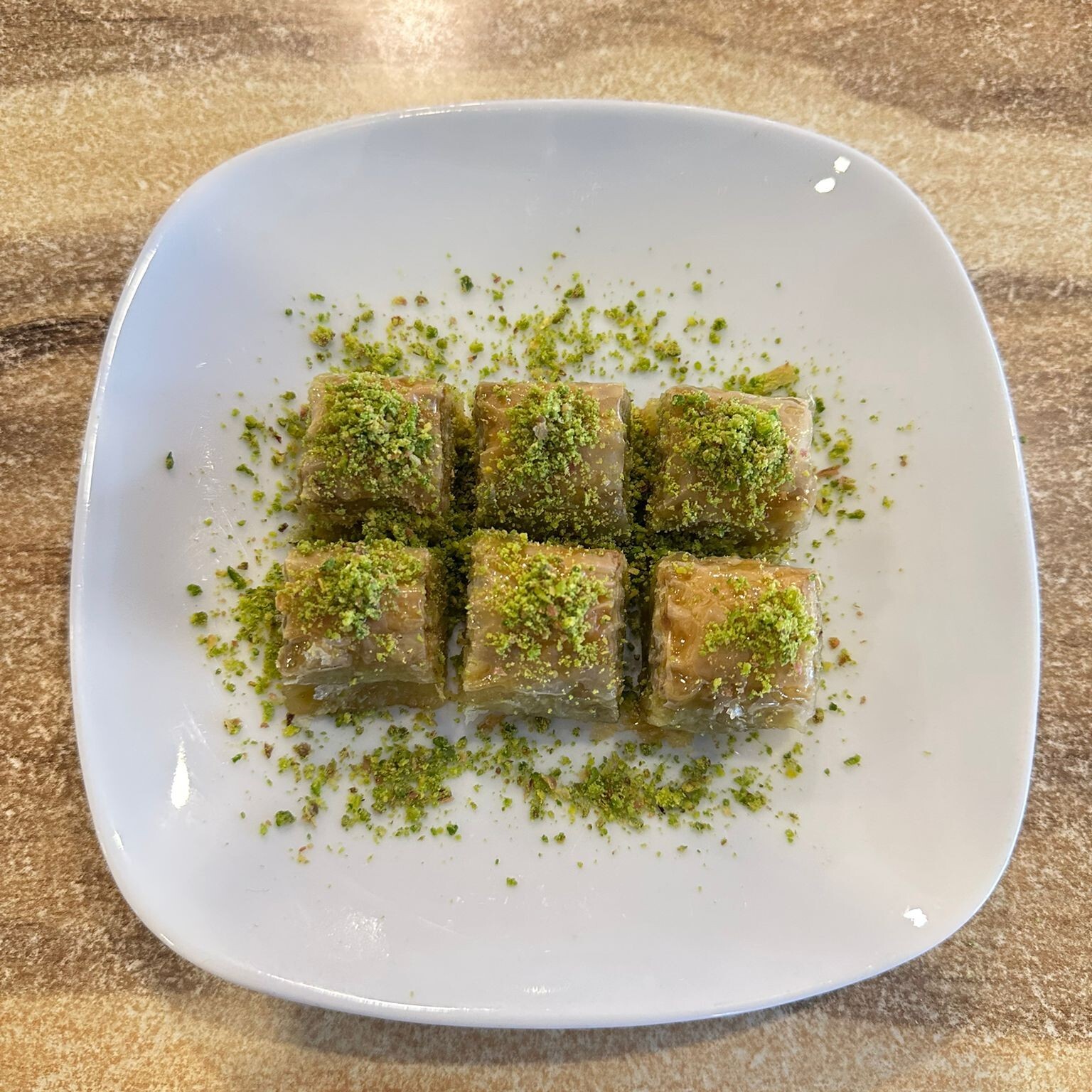Fıstıklı Özel Baklava (1 kg)