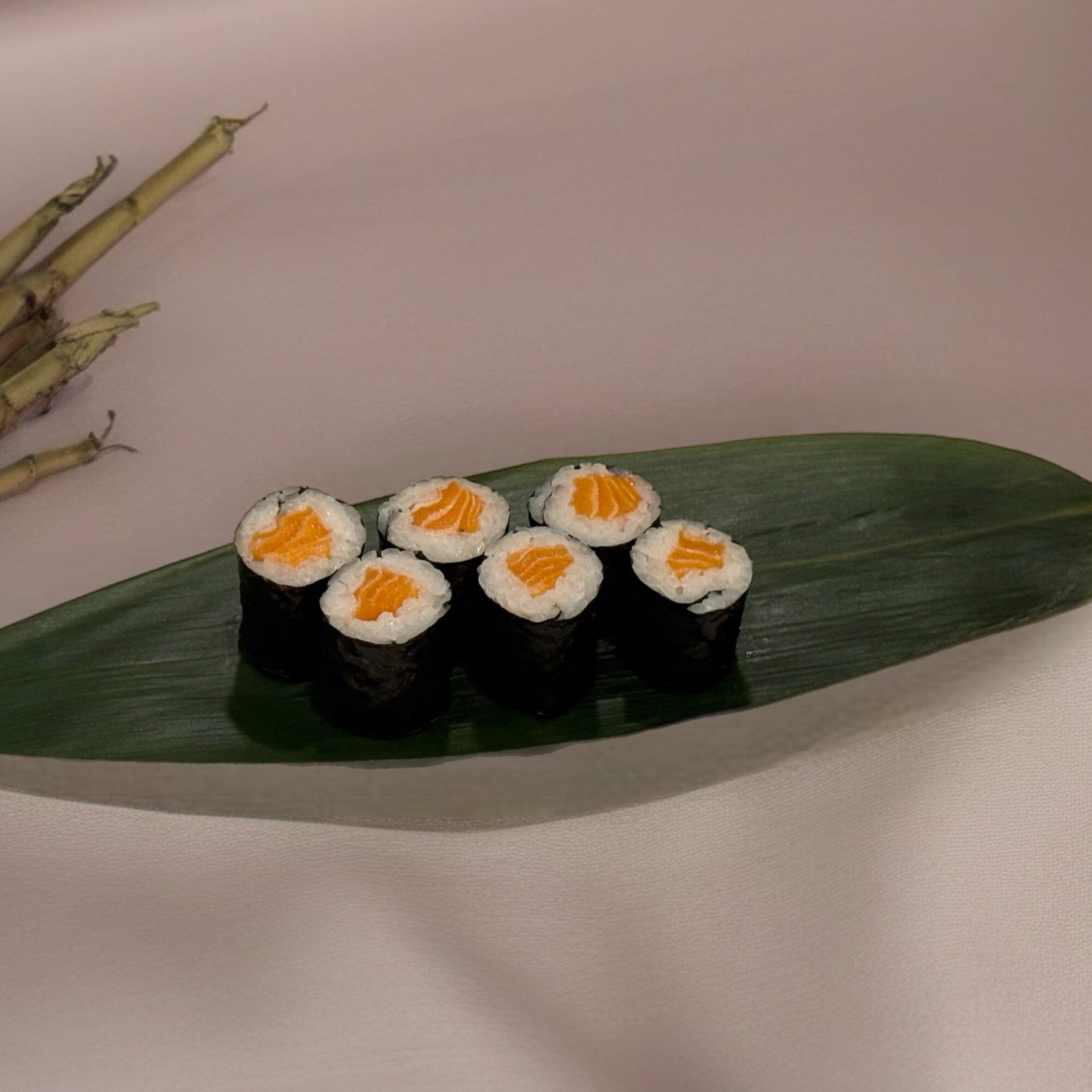 Sake Maki (6 pcs.)