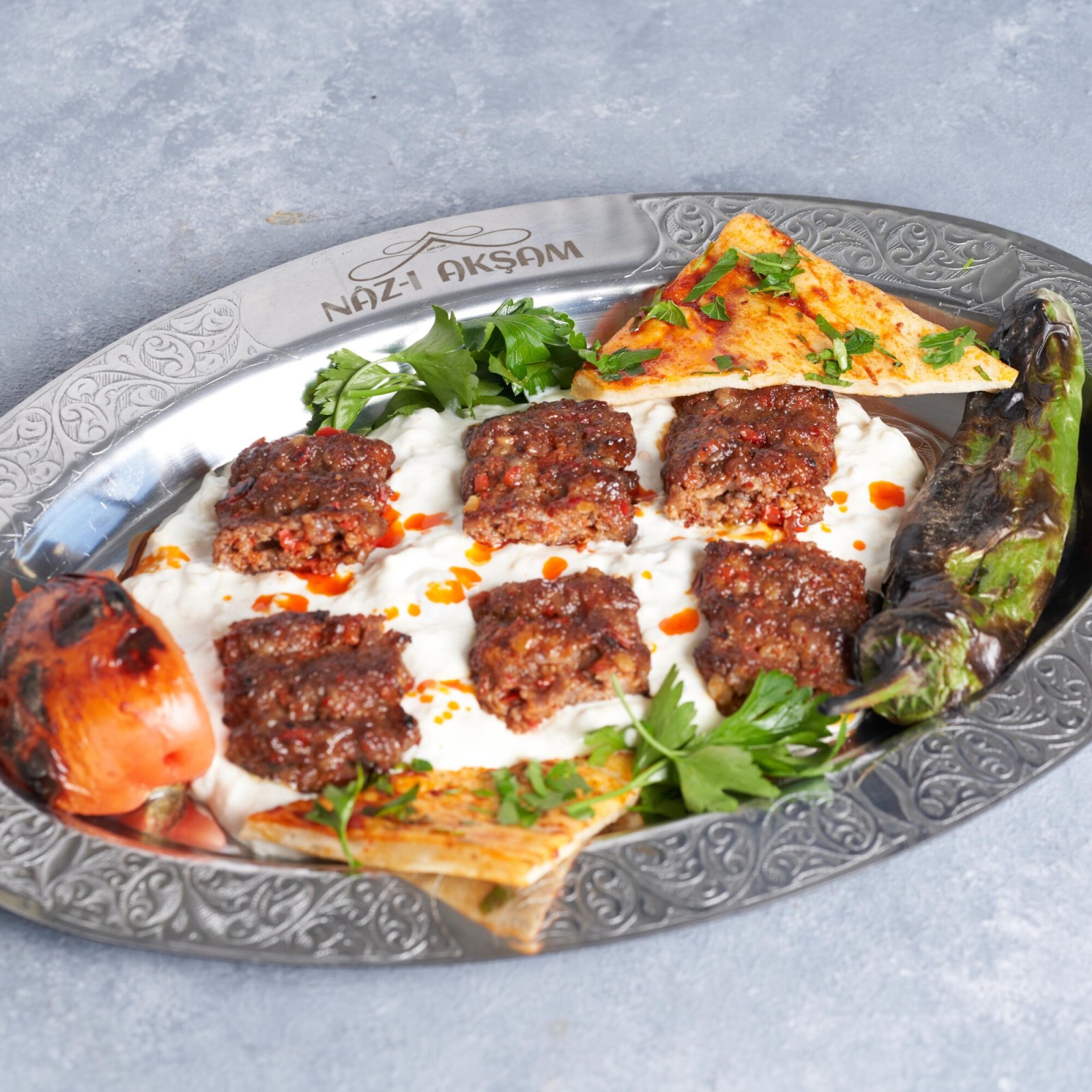 Yoğurtlu Adana Kebap