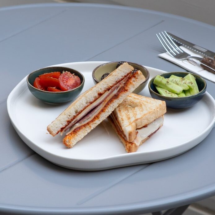 Acukali Roast Beef Tost