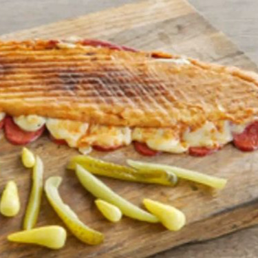 Kaşarlı Yumurtalı Sucuklu Tost