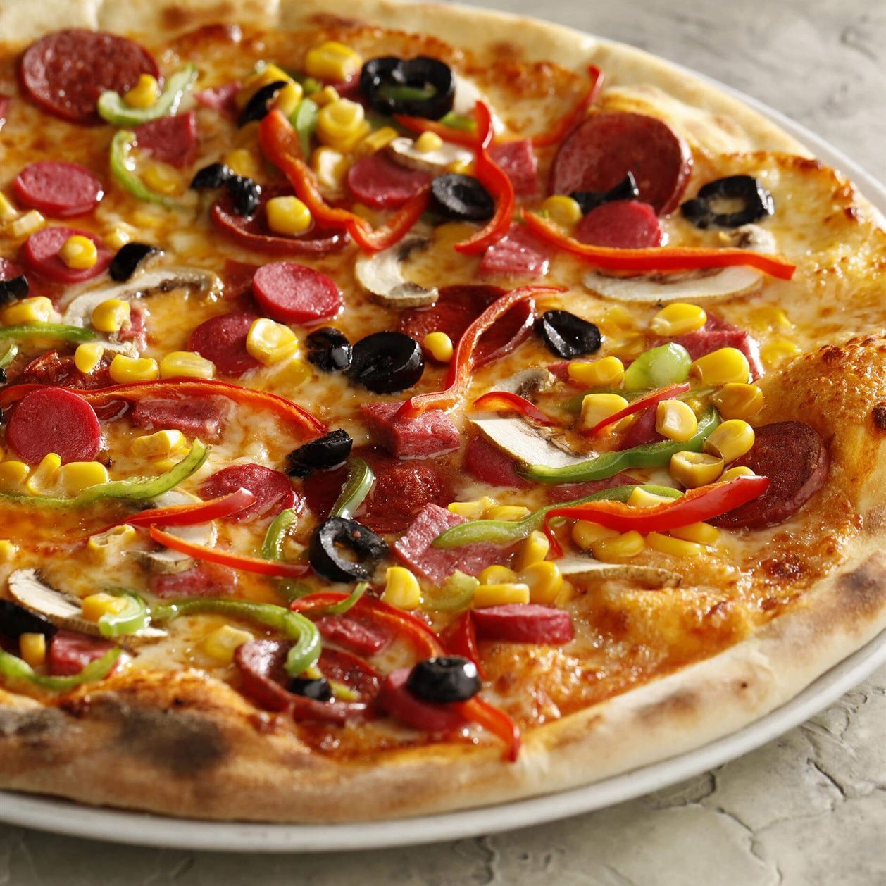 Karısık Pizza
