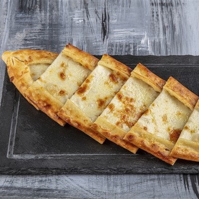 Kaşarlı Pide