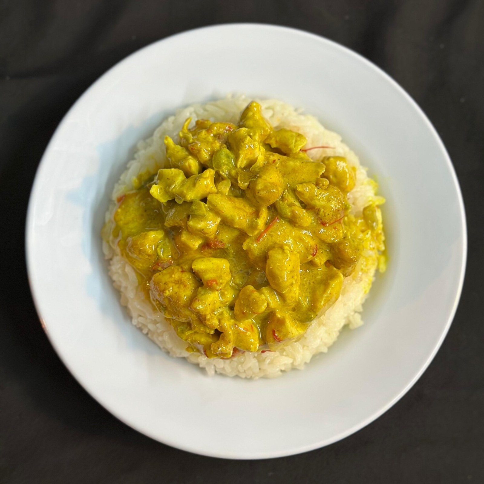 Köri Soslu Tavuklu Pilav (1.5 Porsiyon)