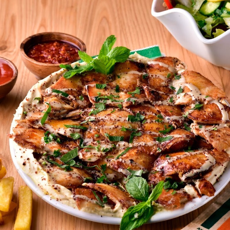 Humus Üstü Döner Tabağı
