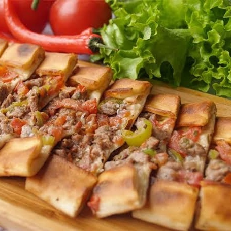 Kuşbaşılı Pide