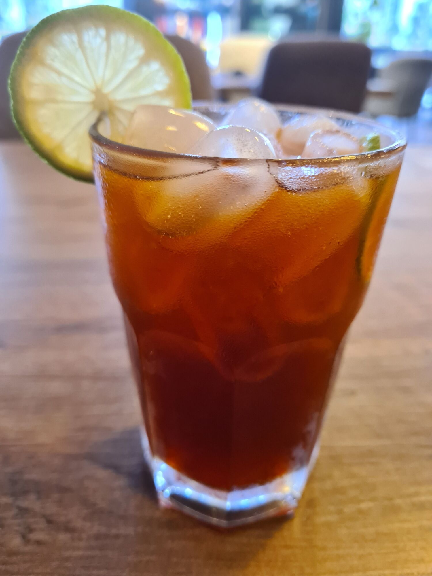 Thai Usulü Buzlu Limon Çayı