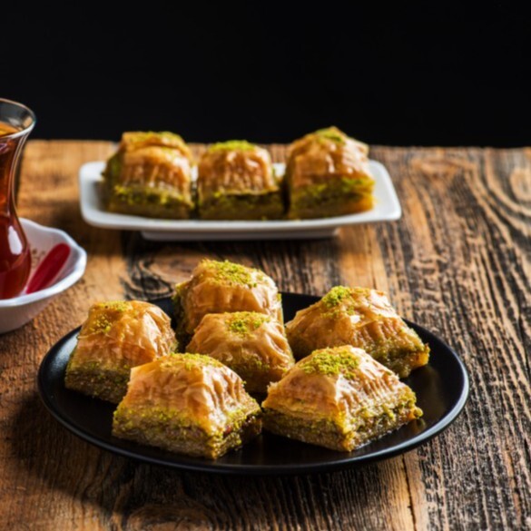 Fıstıklı Kuru Baklava (1 kg)