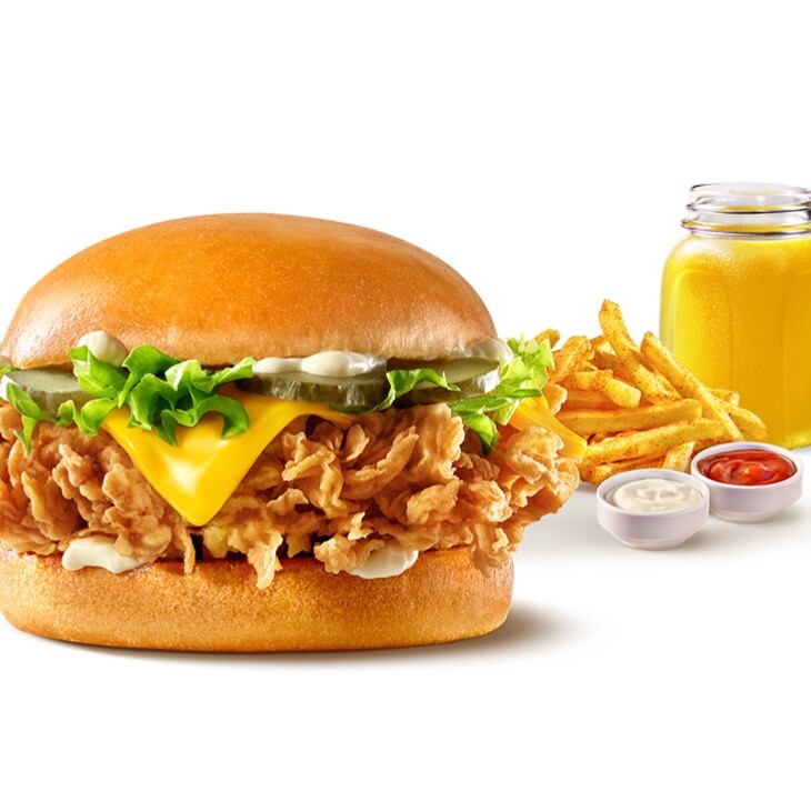 Acılı Cheese Chicken Burger Menü