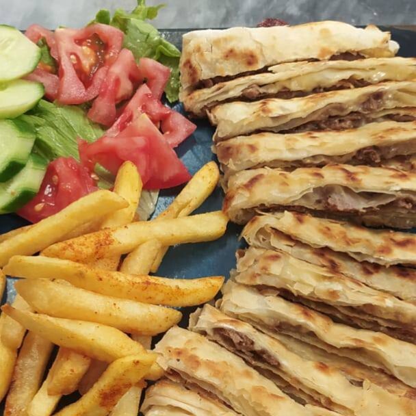 Sucuklu Gözleme + Patates Kızartması +Ayran +tatlı
