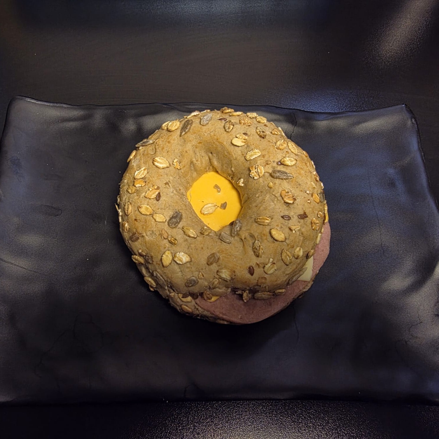 Hindi Füme Dana Jambon Bagel
