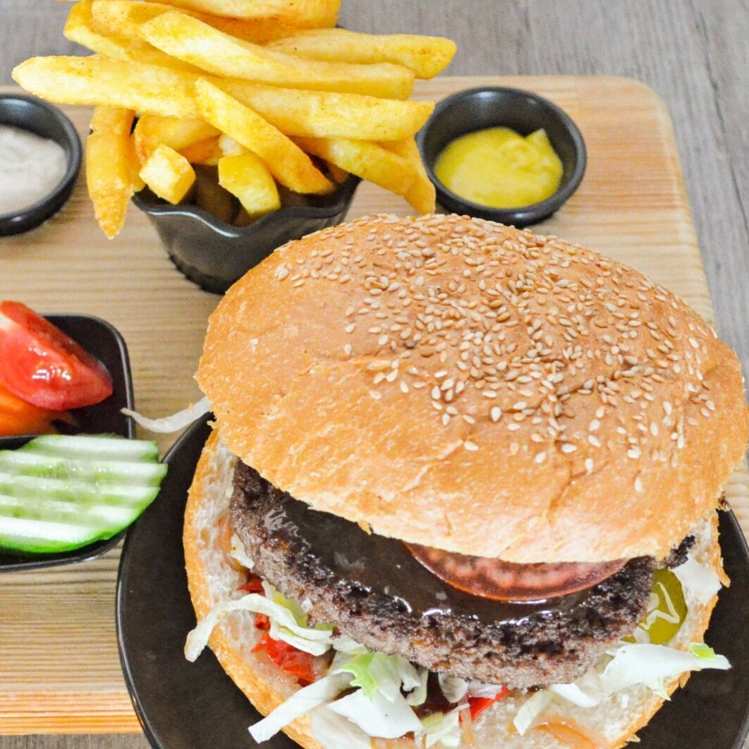 Hamburger Menü 1