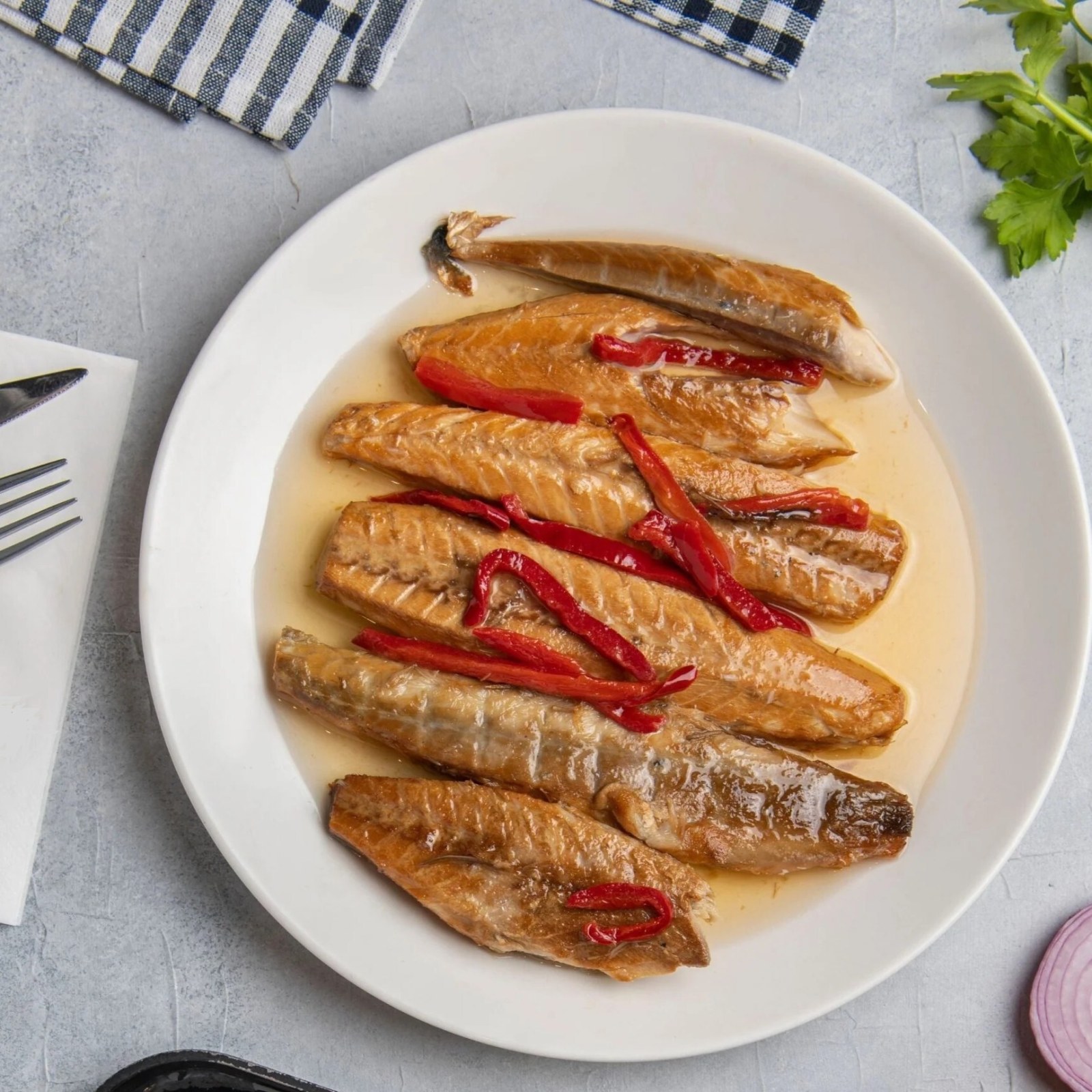 balık meze isli uskumru muhteşem lezzetli porsiyon