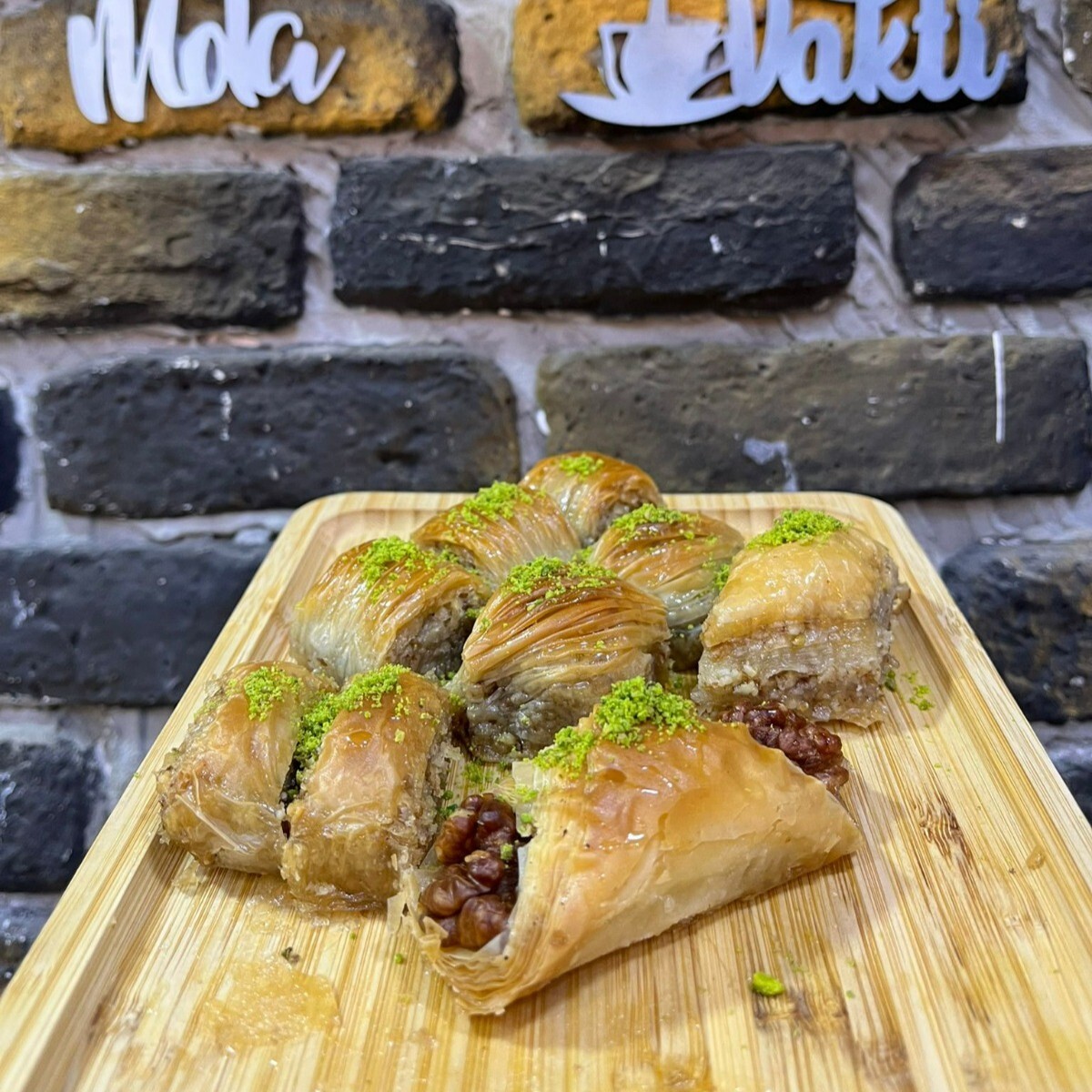 Tereyağlı Cevizli Baklava (250 gr)