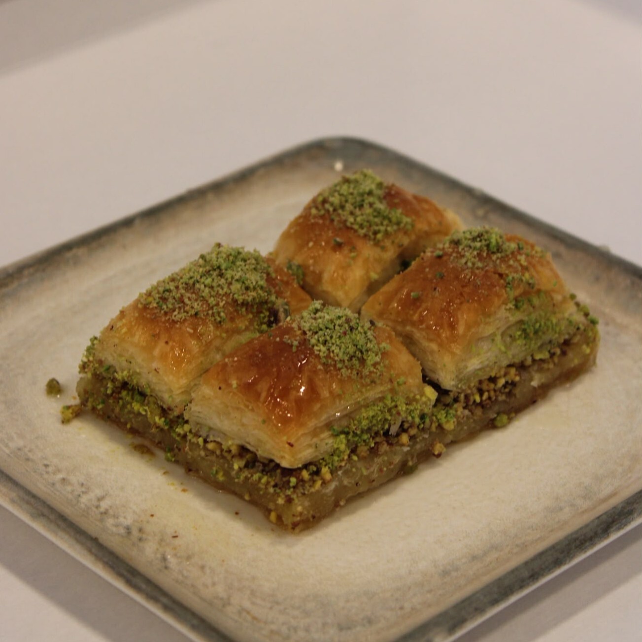 Klasik Fıstıklı Baklava 1 Kg