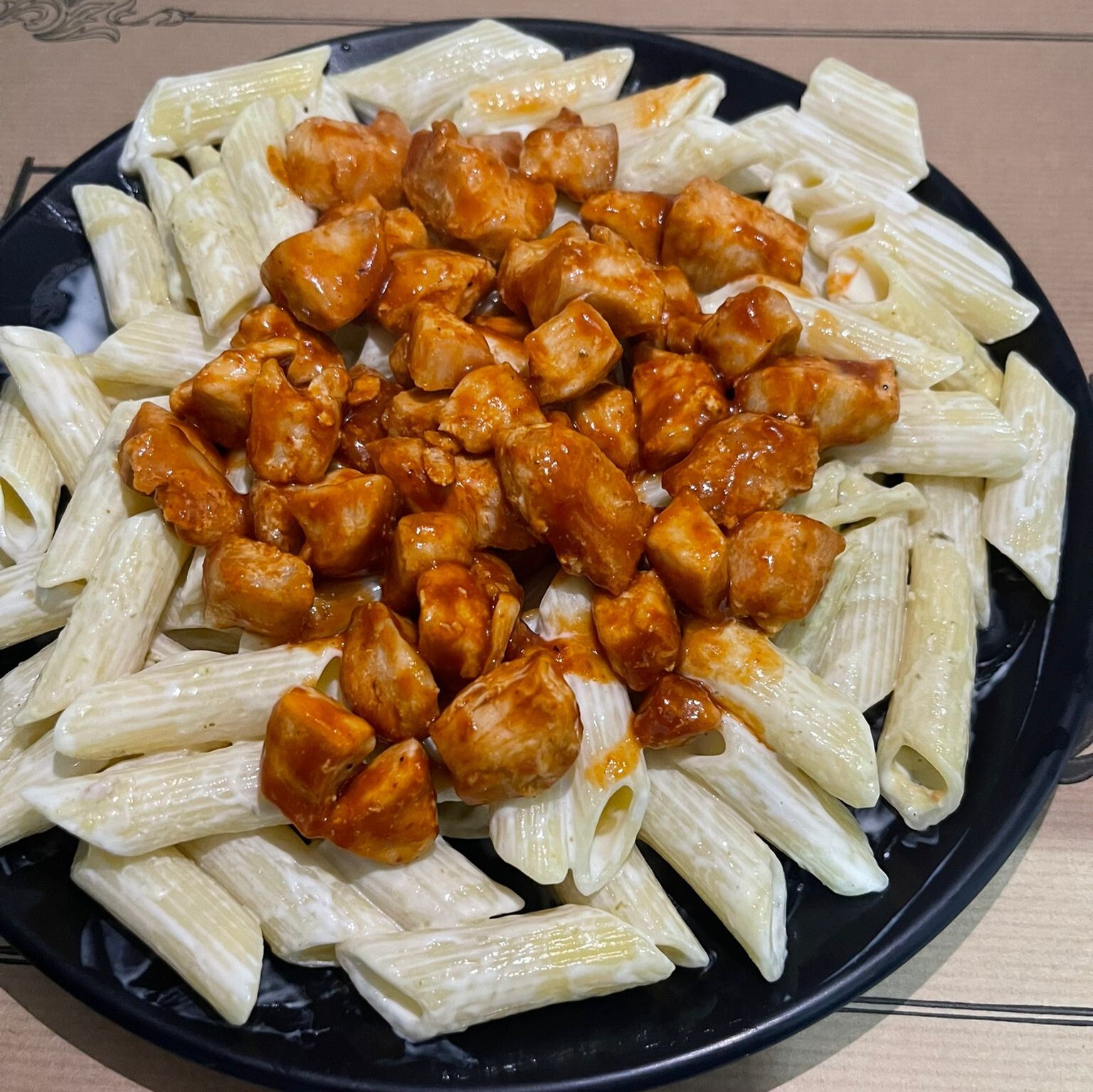 Barbekü Soslu Tavuklu Penne Makarna