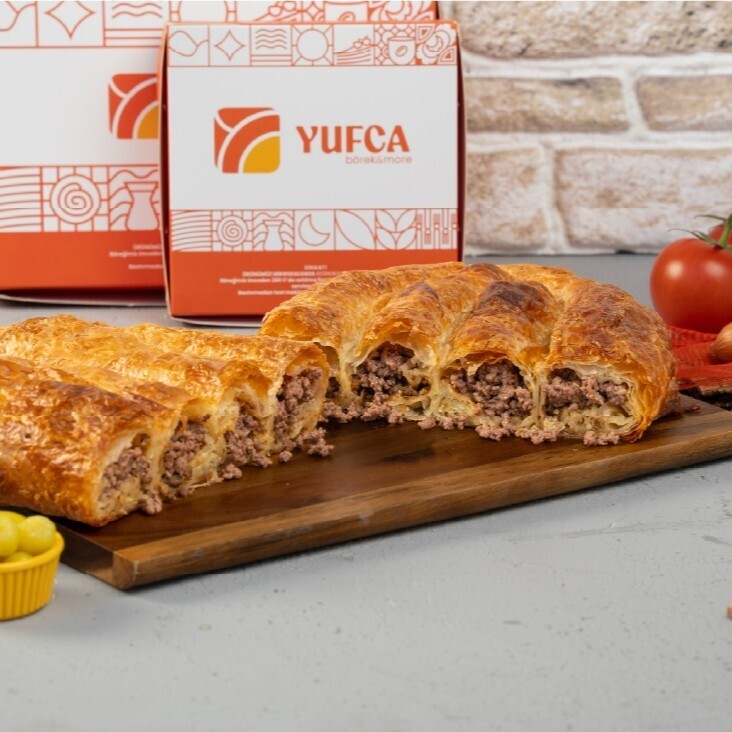 Kıymalı Kol Böreği (700 Gr)