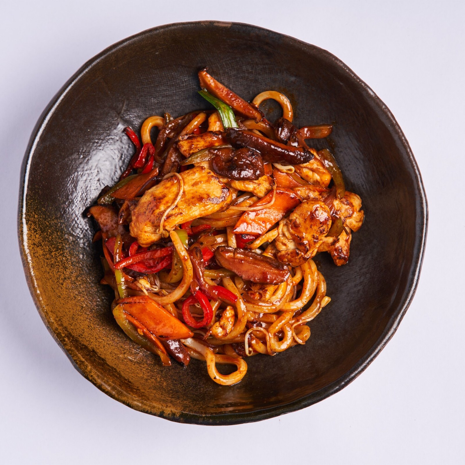 Kore Soslu Tavuklu Udon
