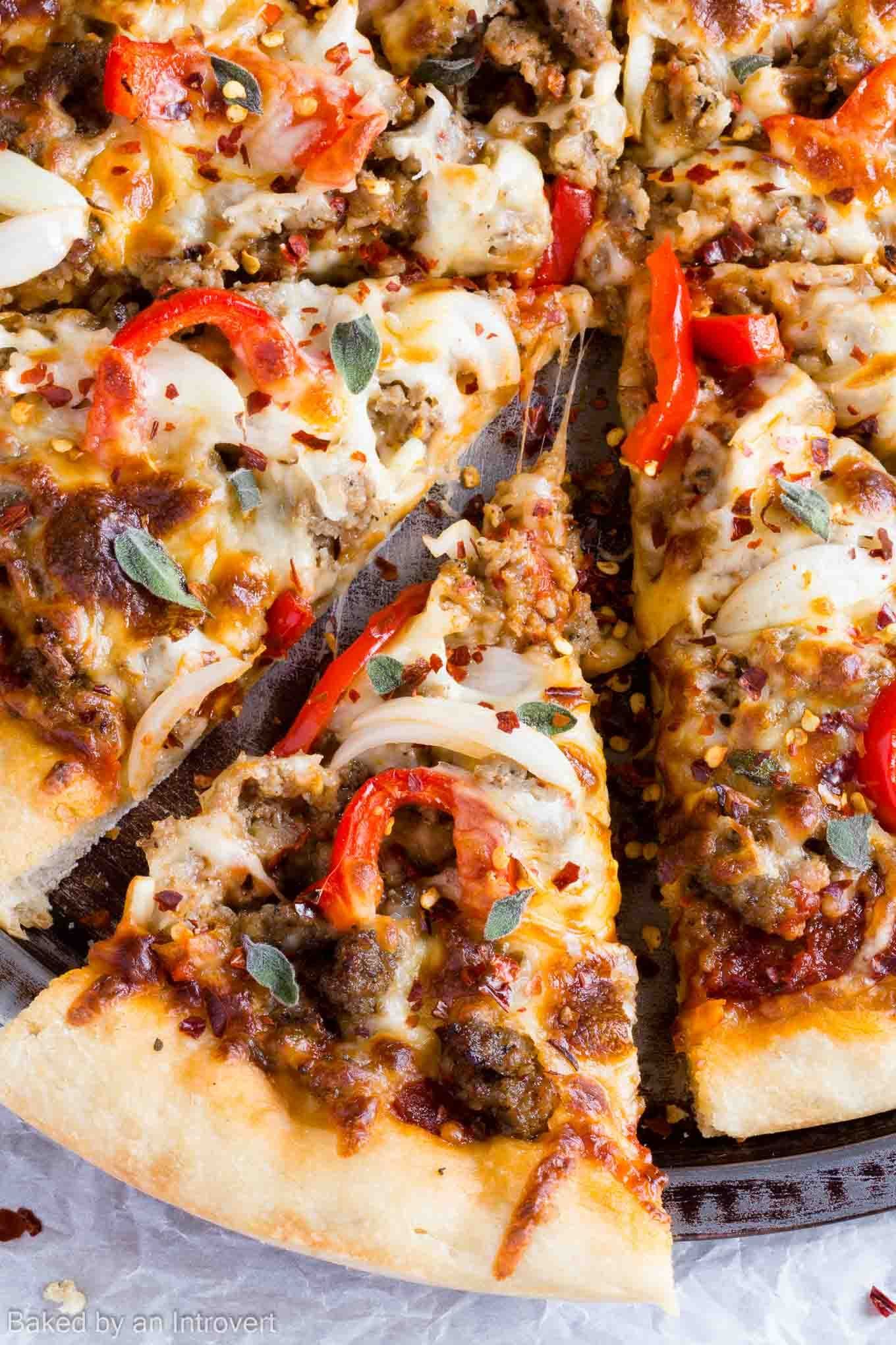 Kavurmalı Pizza