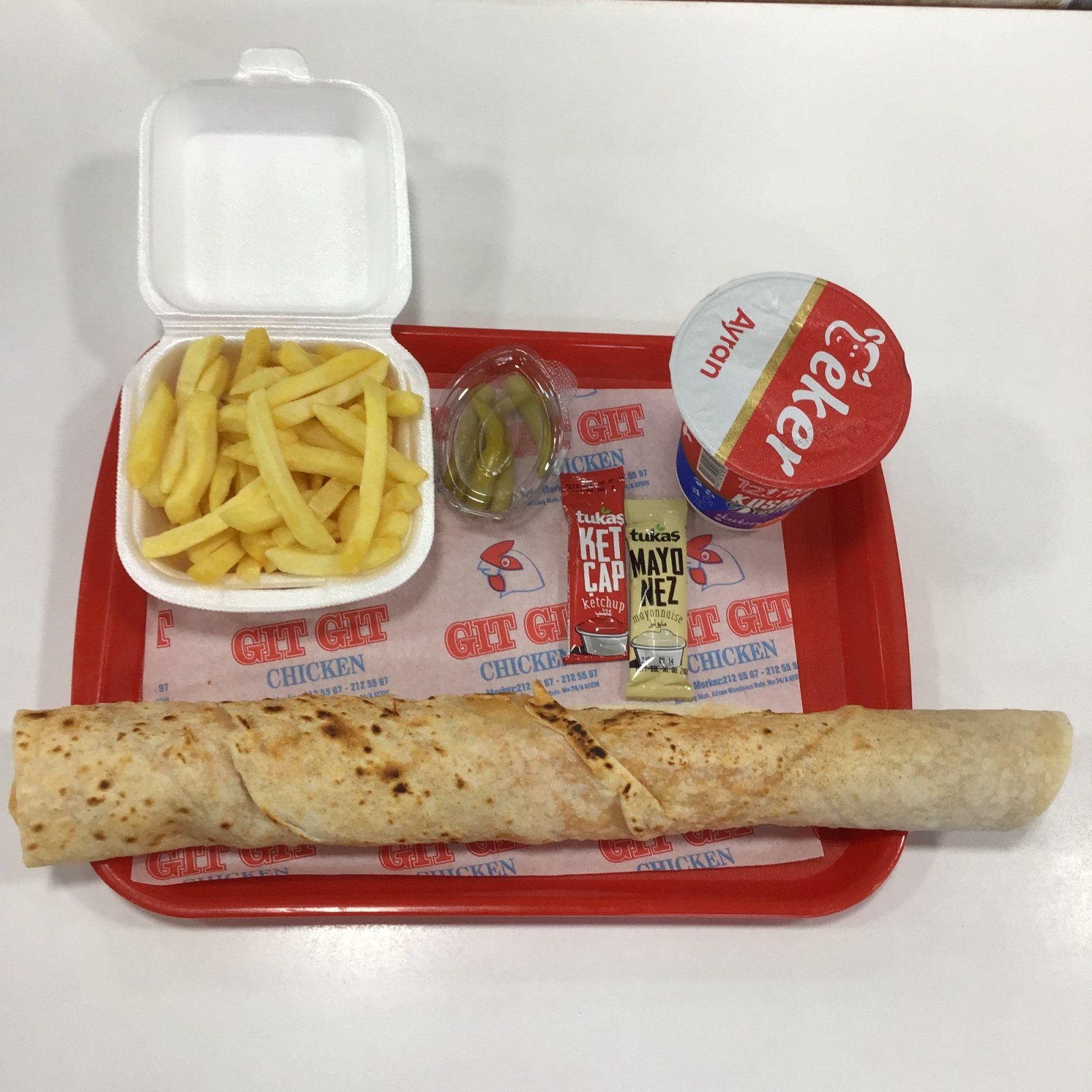 Zurna Tavuk Döner Dürüm Ayran Menü