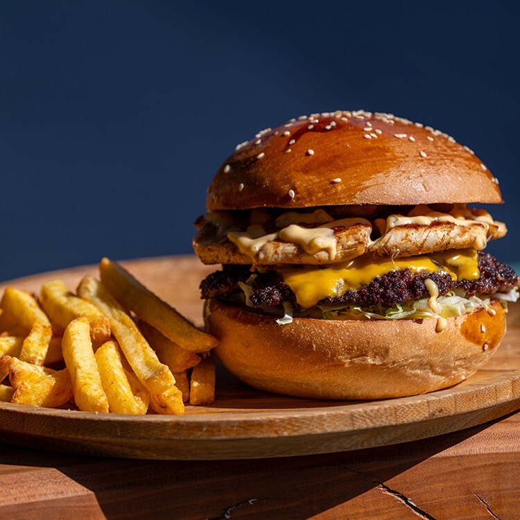 Pandora's Burger
