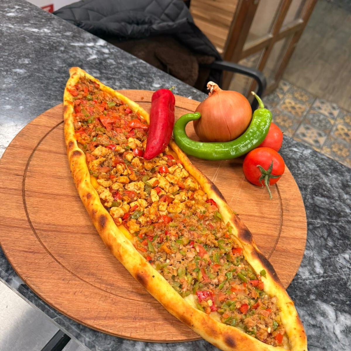Karışık Pide 2