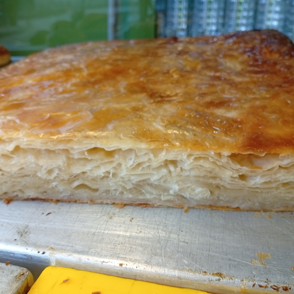 800 Gr Kürt Böreği+ Putra Şekeri)