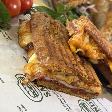 Füme Etli İtalyan Tost