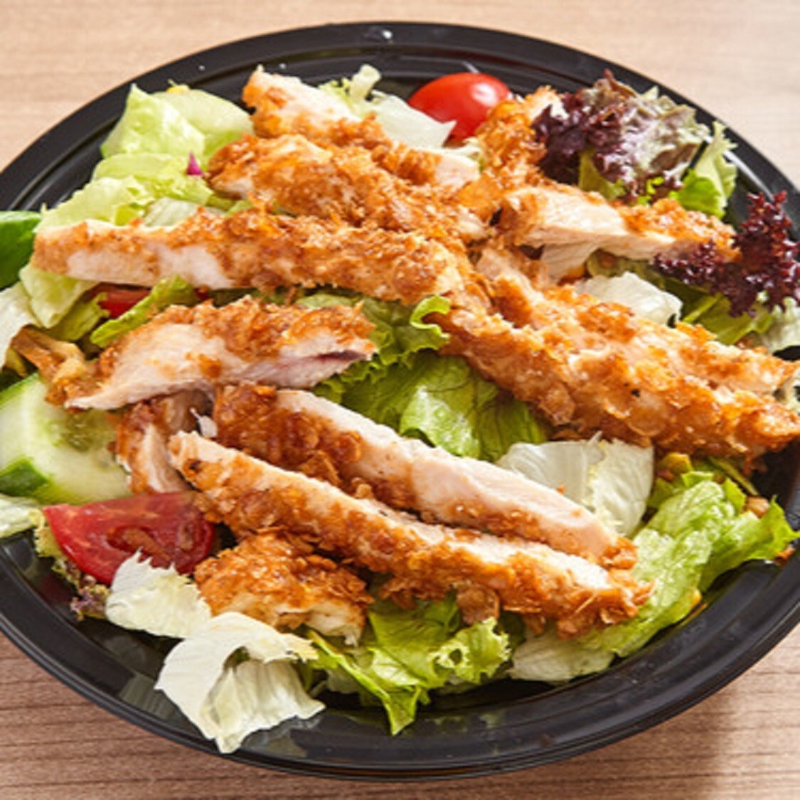 Tavuk Şinitzel Salata