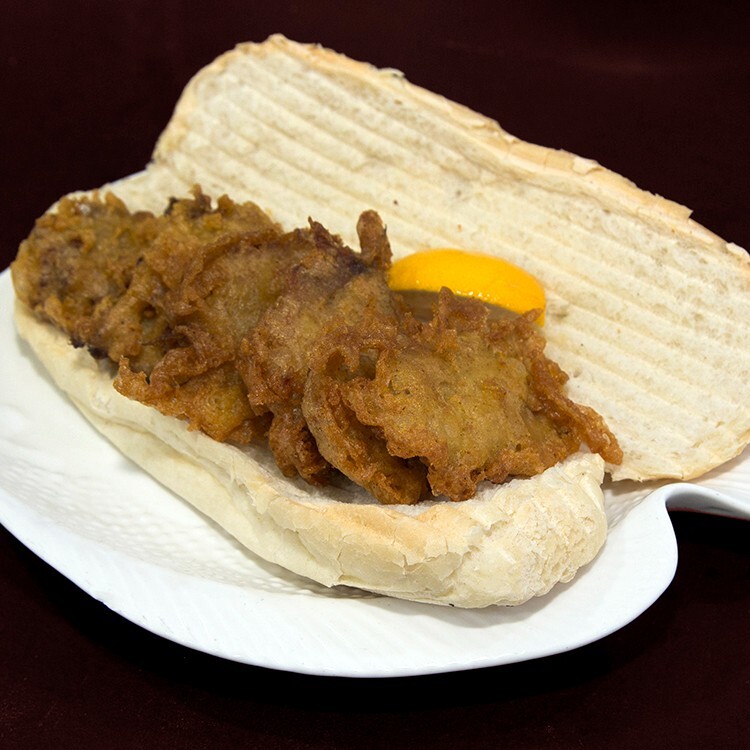 Yarım Ekmek Arası Sardalya
